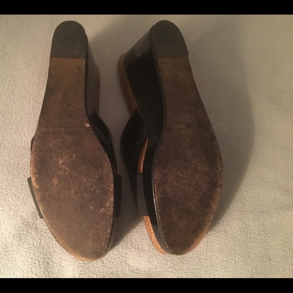 Sandals - Picture 4 of 4